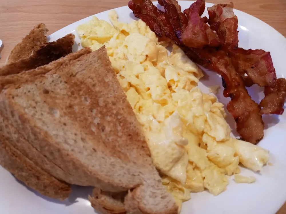 2 Eggs Bacon and Toast